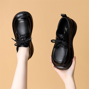 厚底乐福鞋女2026年新款通勤中年妈妈加绒小皮鞋JK制服单鞋大码41