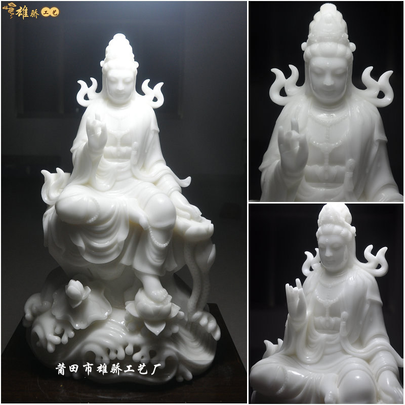 自在观音菩萨脚踩莲花九莲观音