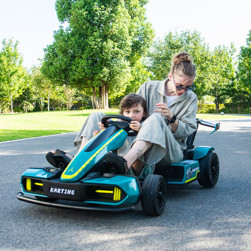 跨境贝多奇儿童电动漂移卡丁车可坐大人四轮儿童触屏玩具车男女