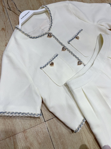 美美服饰2店 YYFGM559