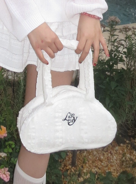ALazyPig爱心蕾丝立体手提袋原创设计可爱百搭白色腋下包
