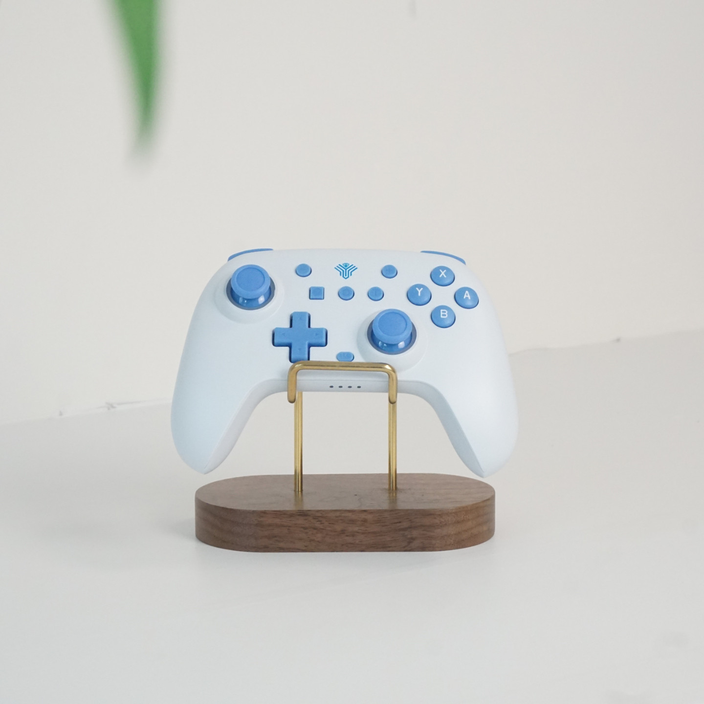 手柄支架ps5通用xbox创意挂架游戏手柄桌面展示架托架ps4立式架