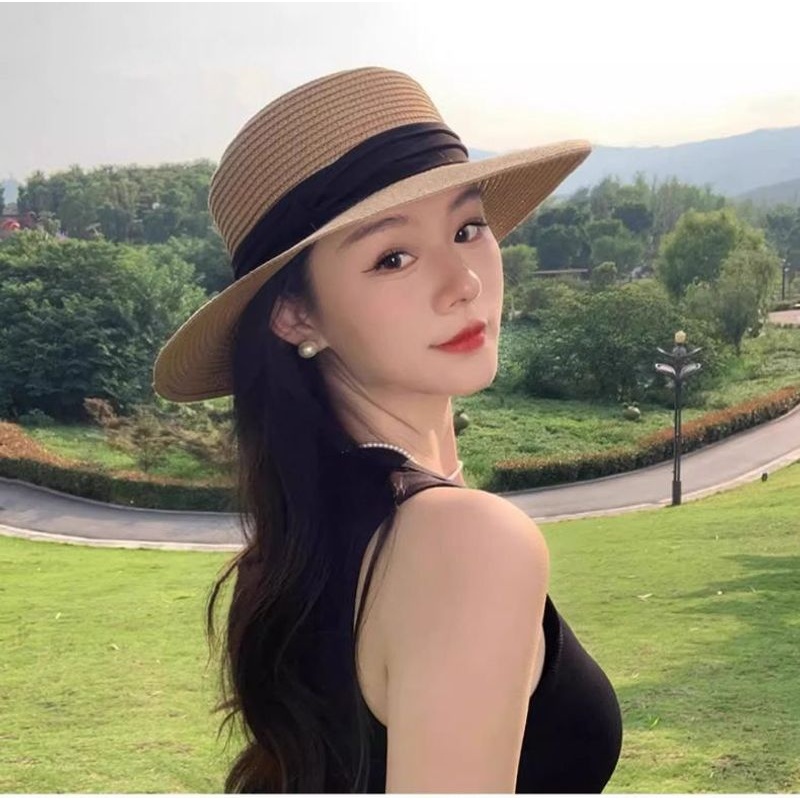 赫本风新款法式平顶草帽海边款沙滩编织夏季女檐大度假帽子防晒帽