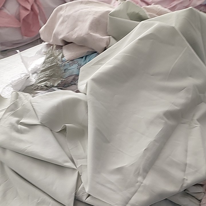 贡缎天丝纯棉布头3斤随机发大块50公分以上1米以下19.9一份,居家布艺,家纺布艺/布料面料缝制服务,淘宝优惠券,粉丝福利购,淘宝优惠卷