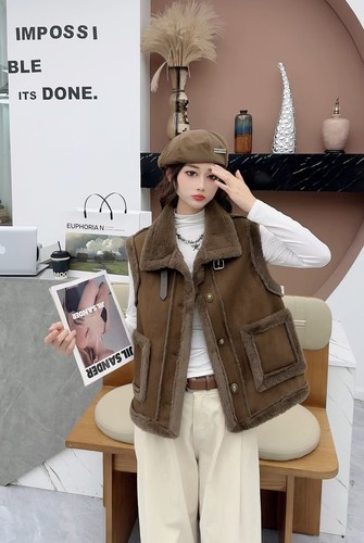 马甲女2025秋冬仿皮毛一体外穿宽松麂皮绒保暖马夹背心坎肩外搭女