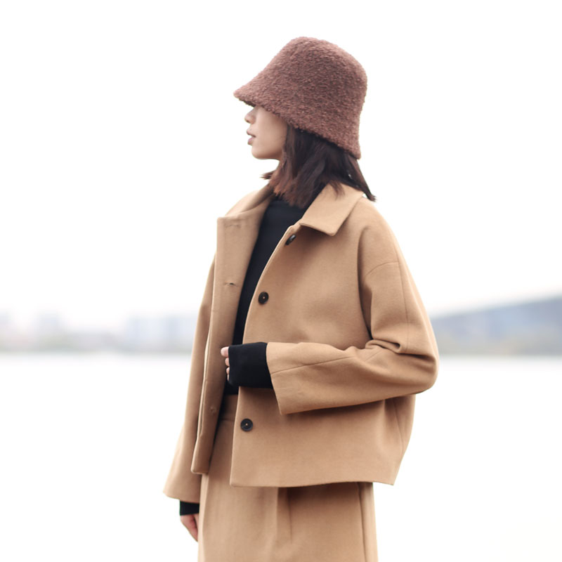 秋冬极简风显瘦短款毛呢外套