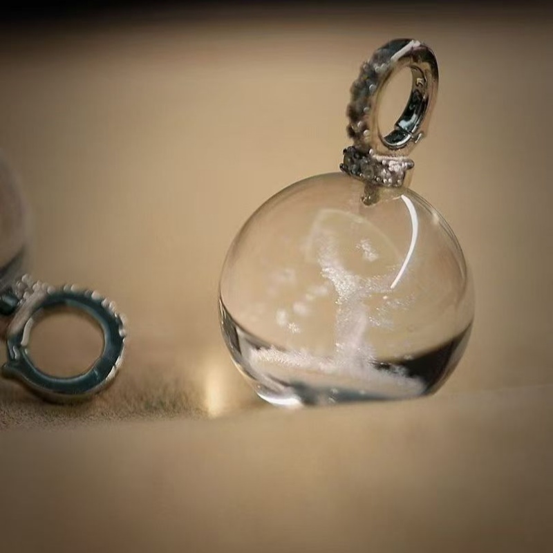 925纯银天然白水晶球圣诞鹿吊坠