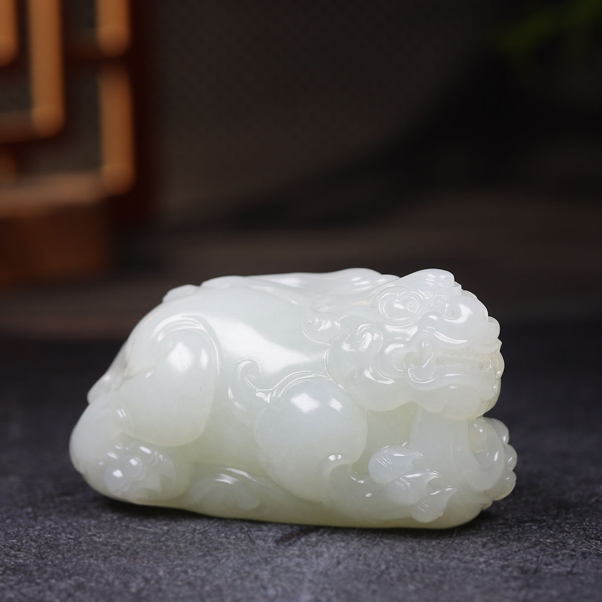 (古晨珠宝)新疆和田玉白玉籽料貔貅手把件手玩招财进宝154g