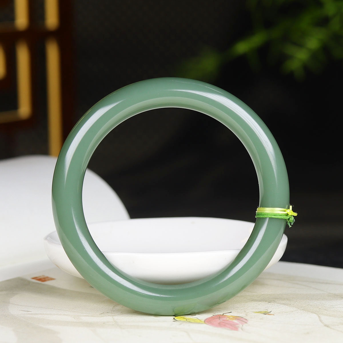 （古晨珠宝）俄罗斯和田玉碧玉手镯女款玉镯腕间优雅42g54mm