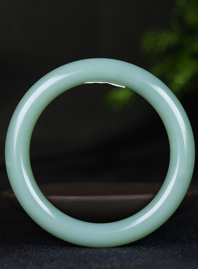 （古晨珠宝）俄罗斯和田玉鸭蛋青碧玉手镯女款圆条玉镯52g57mm