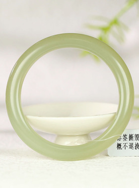 古晨和田玉晴水手镯玉镯