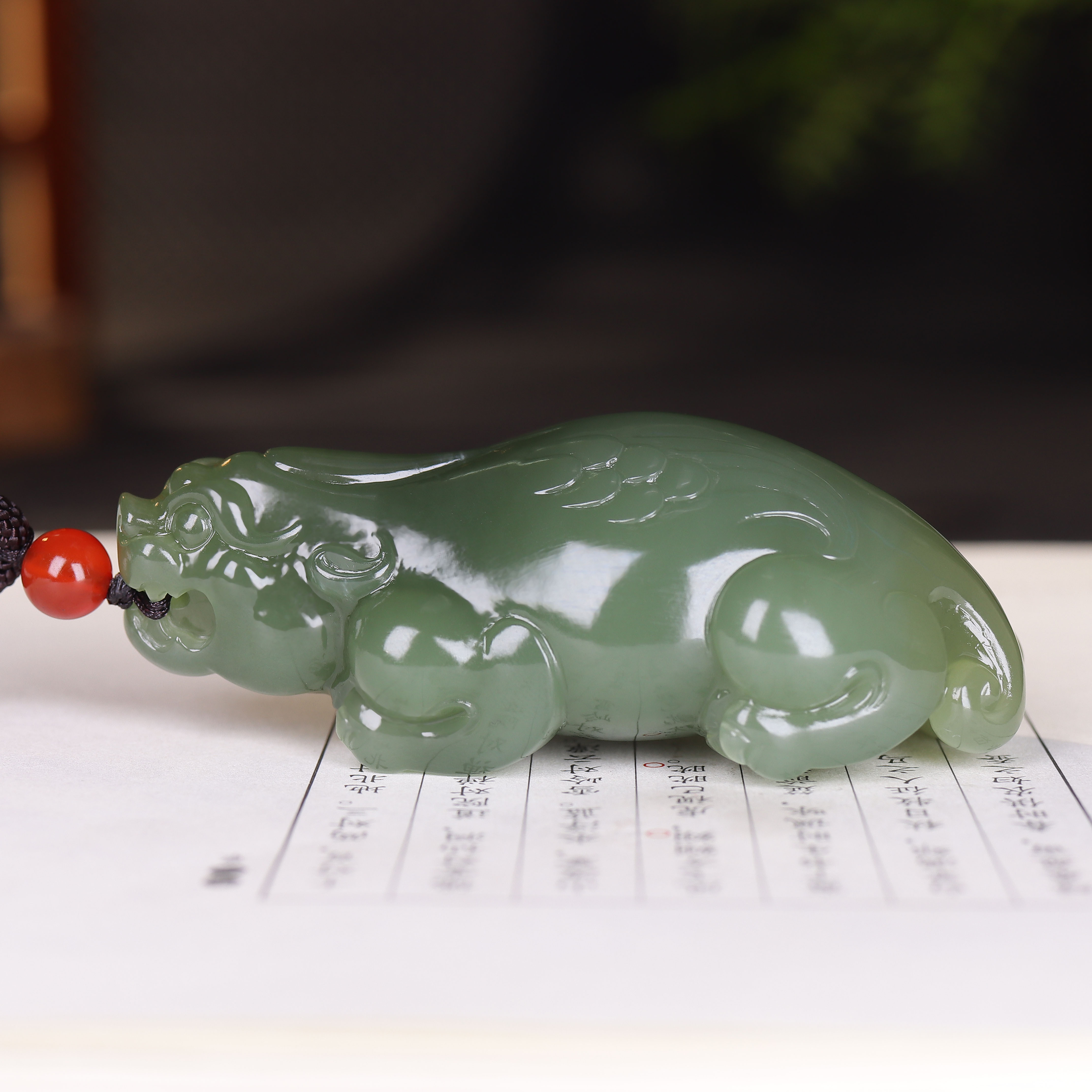 (古晨珠宝)青海和田玉湖水绿貔貅把件手玩招财进宝129g