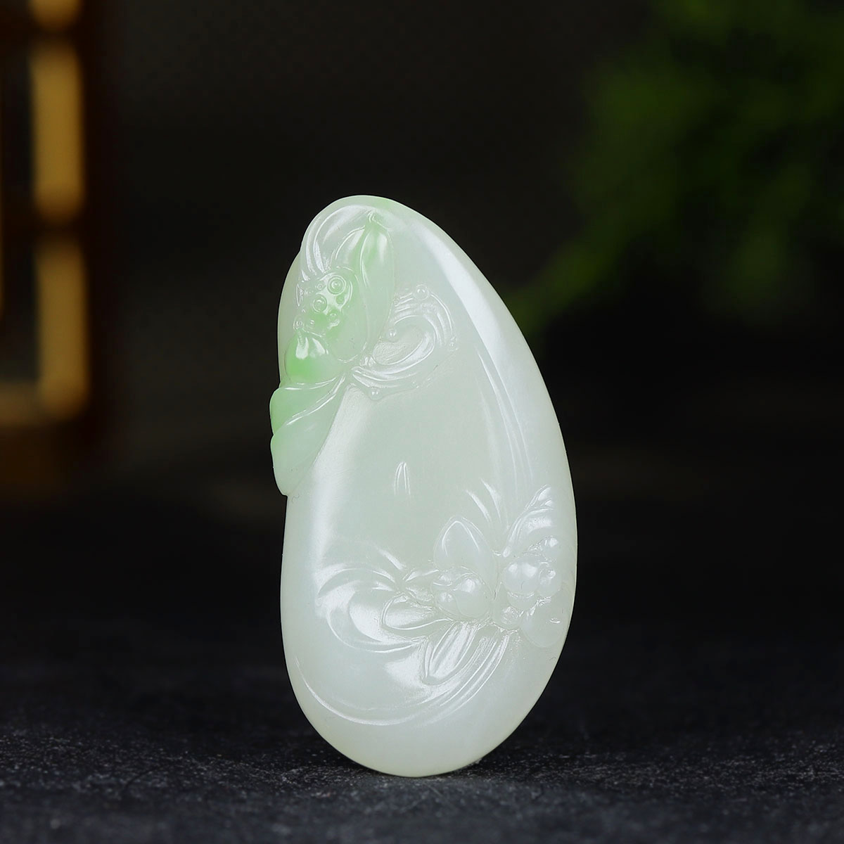 （古晨珠宝）青海和田玉翠青莲花挂件吊坠玉坠玉牌一品清廉31g