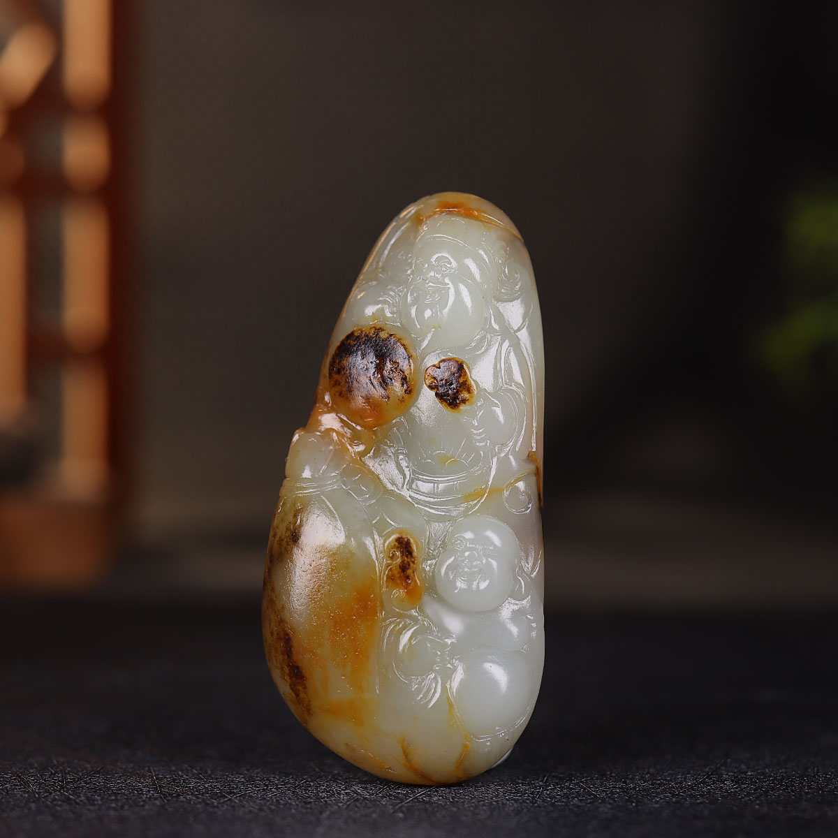 (古晨珠宝)新疆和田玉青白玉籽料挂件吊坠玉坠招财纳福55g