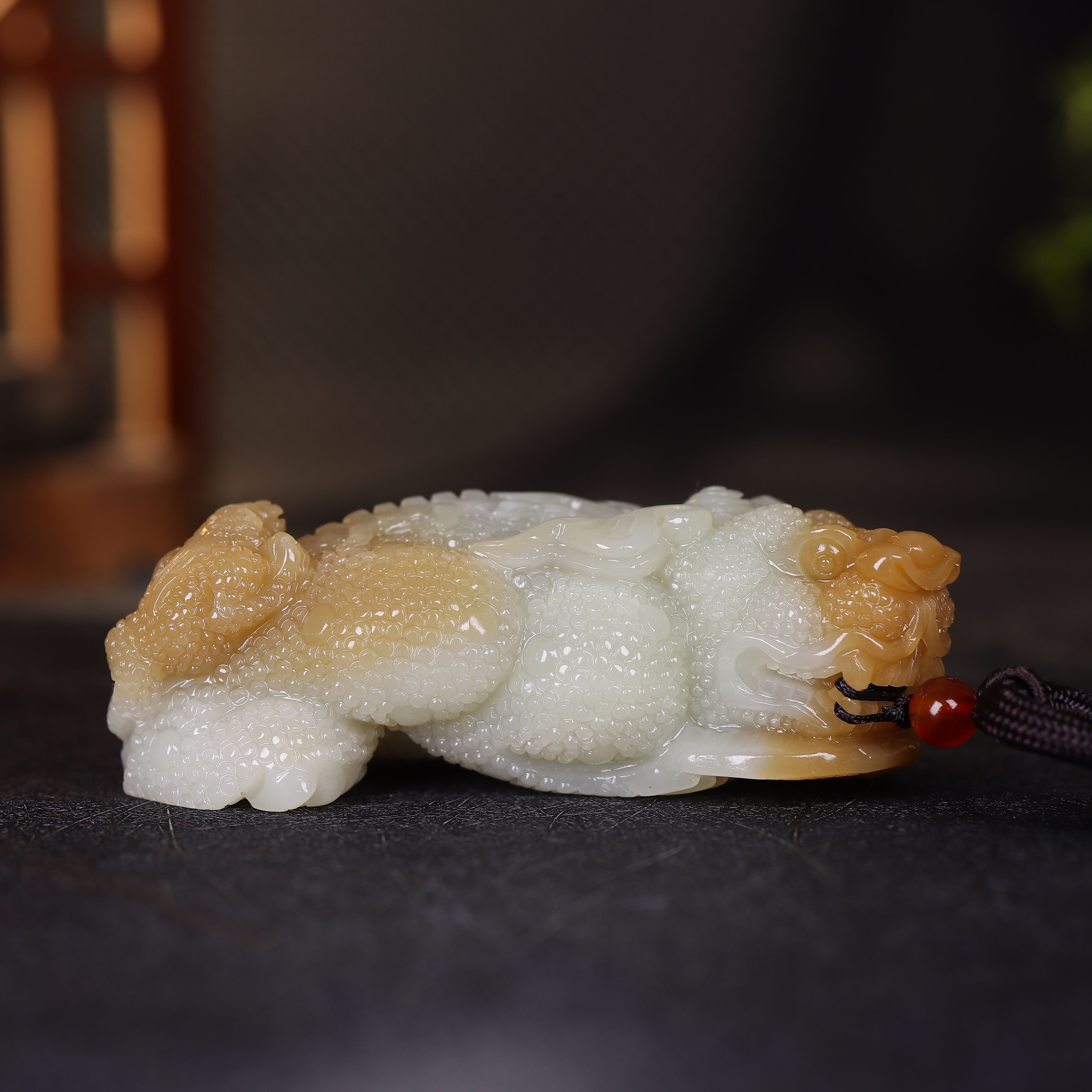 （古晨珠宝）新疆和田玉且末糖白玉貔貅把件手玩招财进宝125g