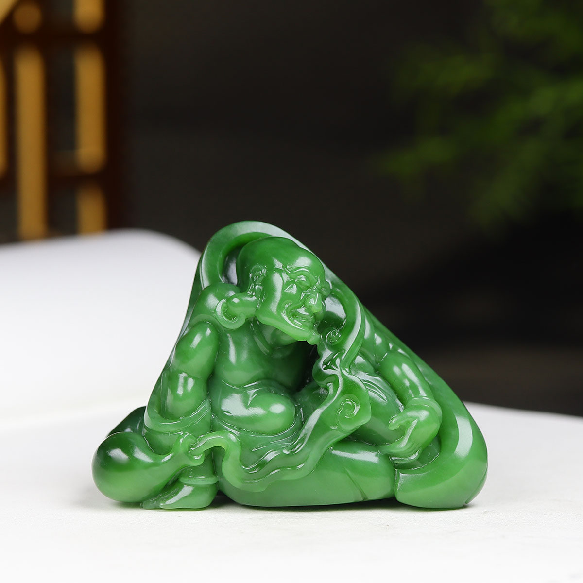 (古晨珠宝)俄罗斯和田玉粉绿碧玉罗汉手把件手玩97g