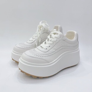 春季优质新款时尚休闲鞋女鞋厚底增高运动鞋百搭透气小白鞋66128