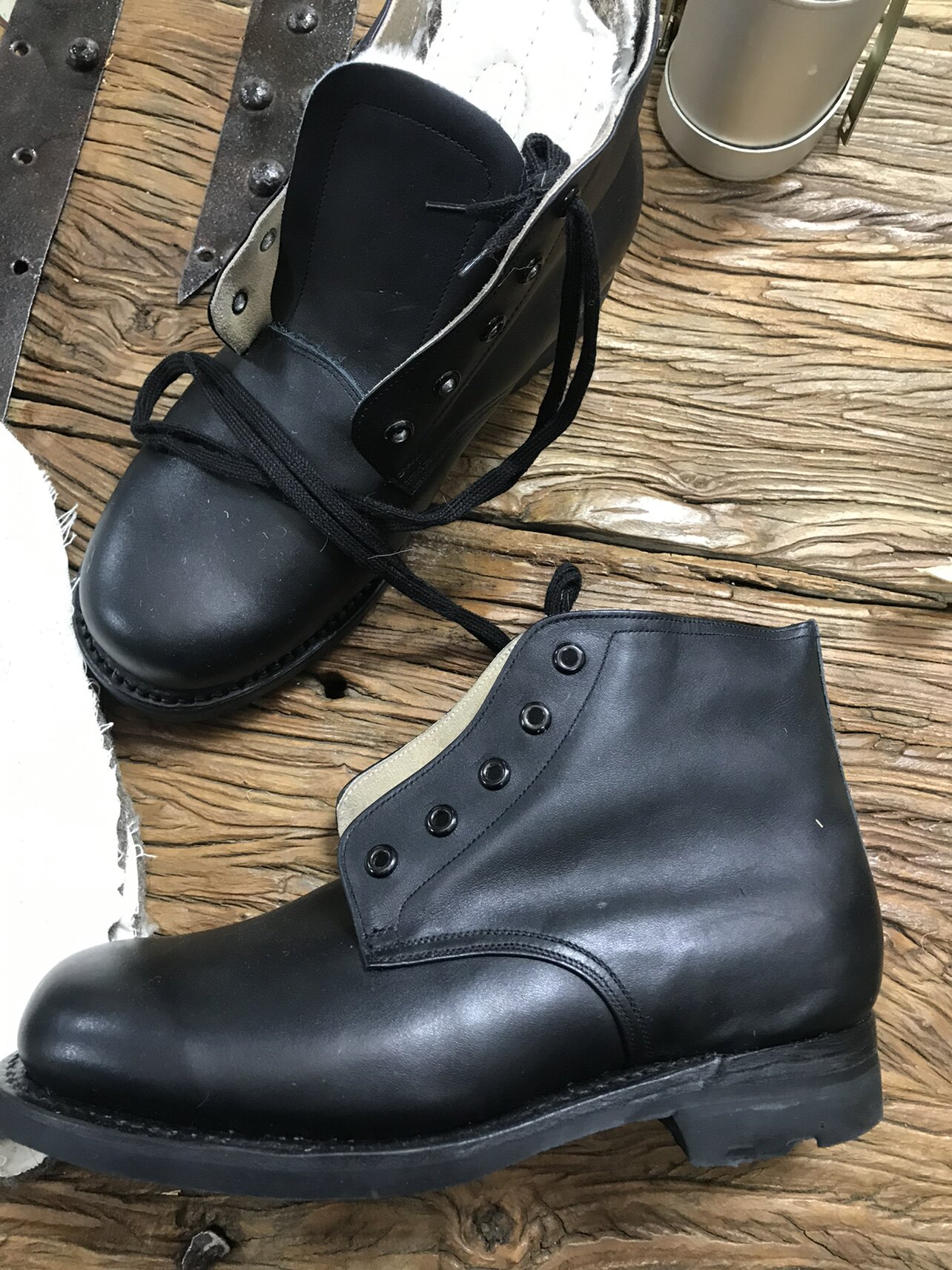 全新原品毛皮鞋羊毛皮毛一体头层牛皮高腰皮防寒靴经典老库存