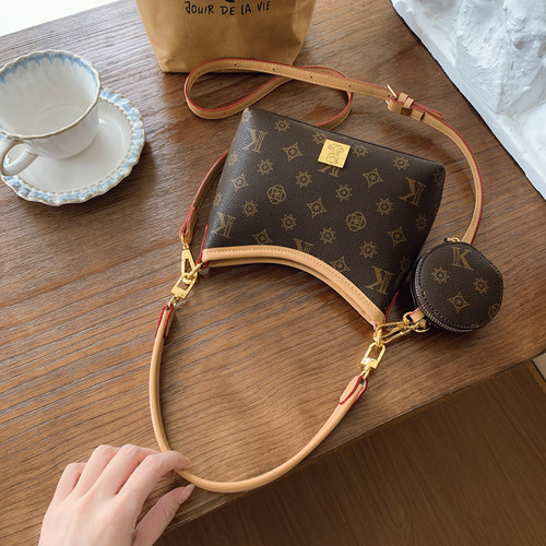 欧货高级感老花手提包时尚印花流浪包小包包单肩腋下包斜挎包