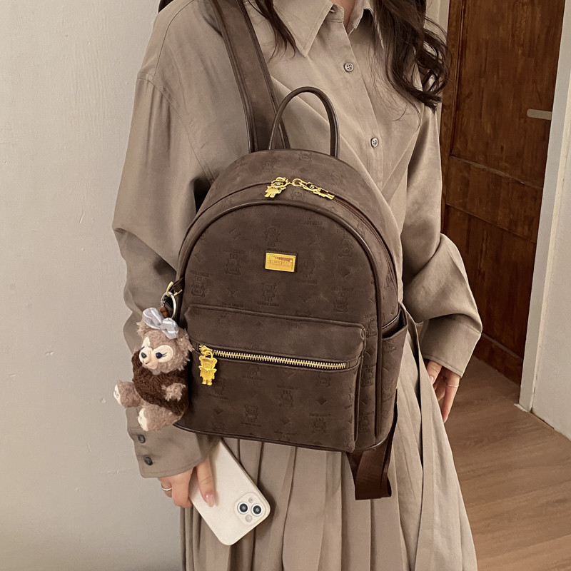 韩系高级感复古双肩背包女港风简约压花包包大学生上课出行小书包,箱包皮具/热销女包/男包,双肩背包,淘宝优惠券,粉丝福利购,淘宝优惠卷