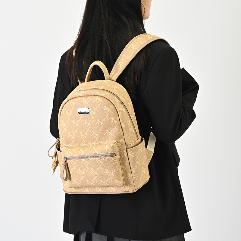 欧美风复古双肩包女高级感骏马印花旅行背包时髦学院风大容量书包