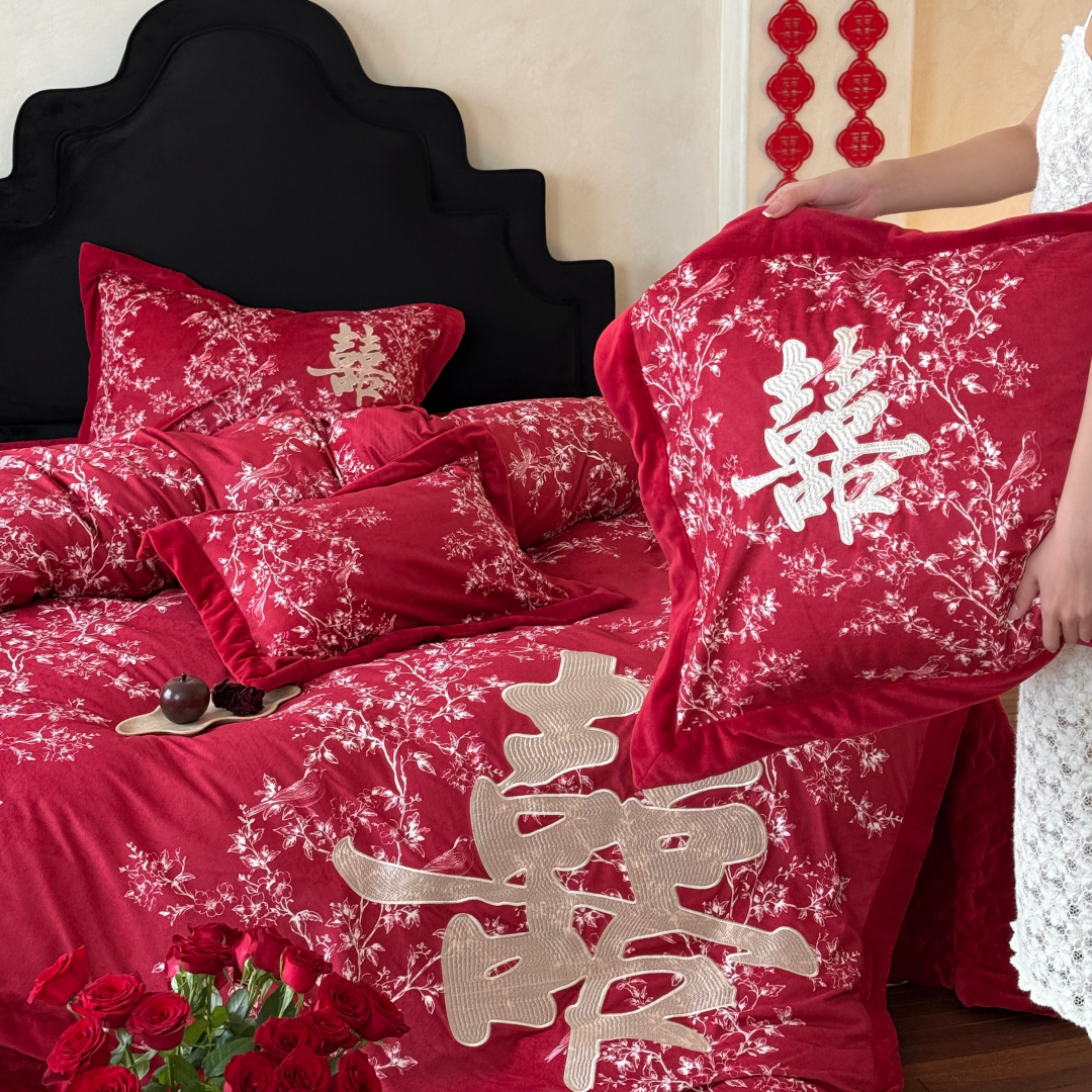 秋冬季浪漫婚庆加厚牛奶绒四件套保暖珊瑚绒结婚红色刺绣被套床笠
