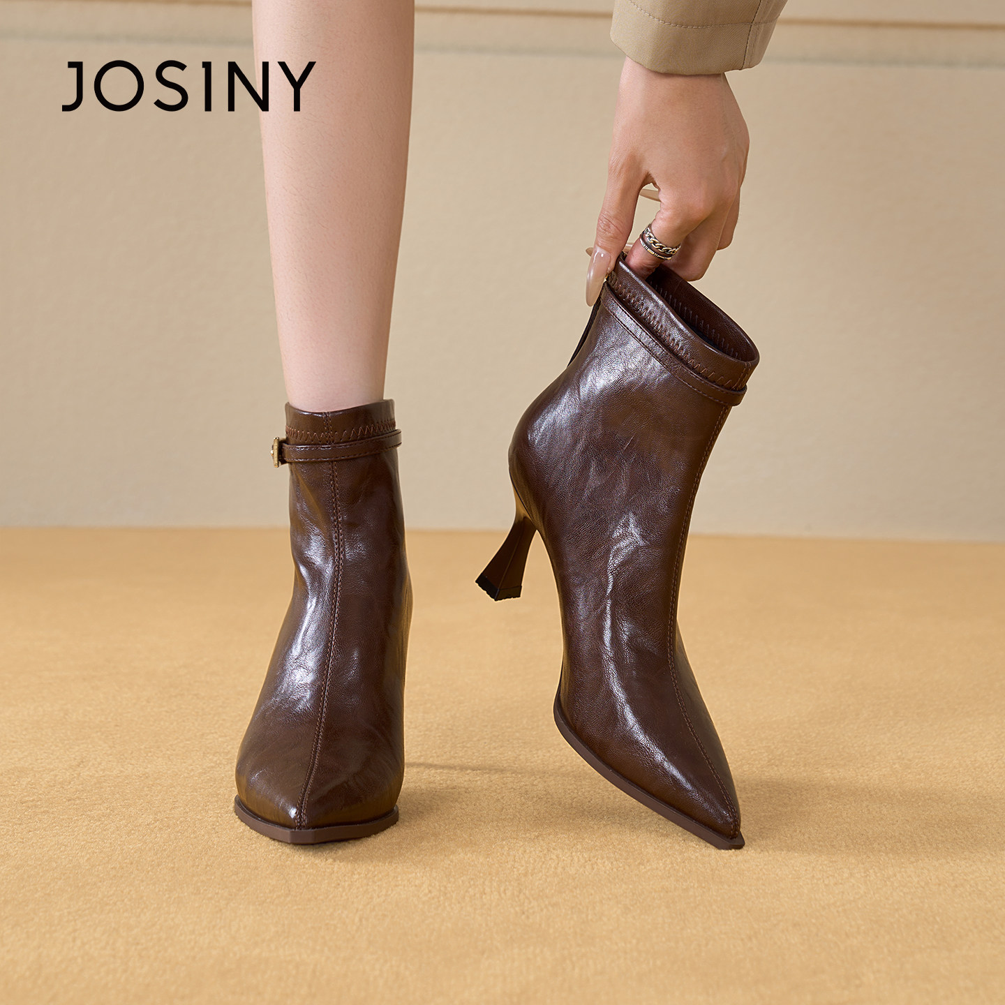 卓诗尼冬季25尖头高跟短靴女细跟百搭中跟瘦瘦靴女皮靴时尚百搭