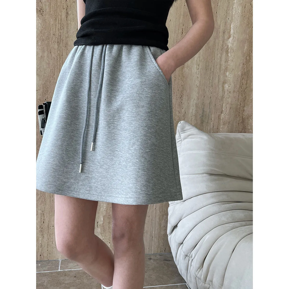 法国休闲运动短裙2025春夏新款松紧腰宽松a字半身裙高腰卫裙