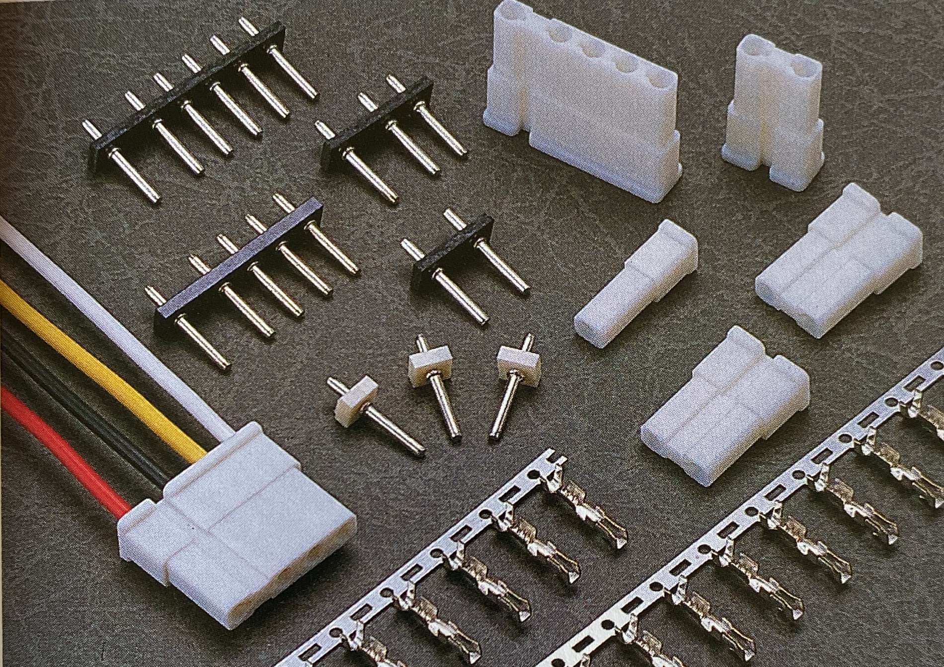 线对板 5.0mm HL101-01~06P 塑壳端子 HSG 汽车家电工业 7A