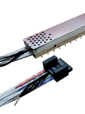 V59-YC027 1x1 OSFP OverPass™ connector & std height cage to