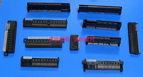 10122859-009LF FCI标准卡缘连接器 HPCE-STRADDLE MOUNT电源接口