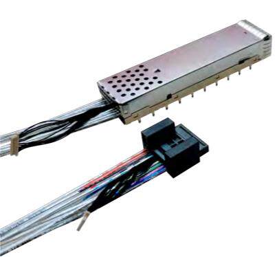 V59-YC018 1x1 OSFP OverPass™ connector & std height cage to
