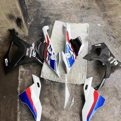 排气下底板S1000RR2024-24年外壳