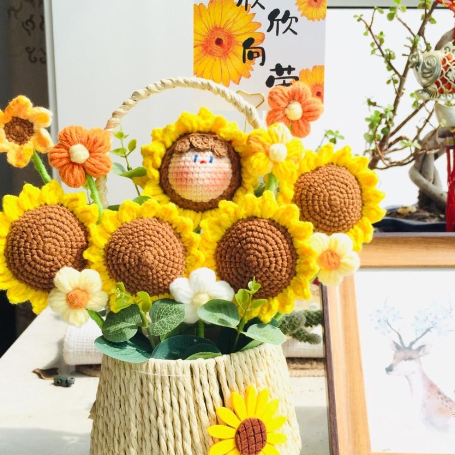 爆品推荐创意花束摆件手工钩织“欣欣向荣”向日葵成品花篮礼物