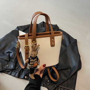 小众复古手提包包女2025新款 百搭水桶包 春夏单肩斜挎包高级感时尚