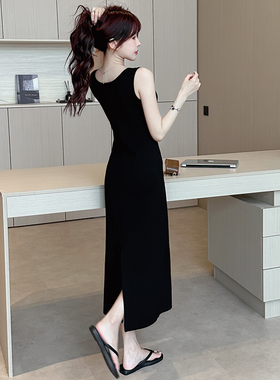 黑色背心连衣裙2026新款女夏内搭无袖吊带裙修身显瘦收腰气质长裙