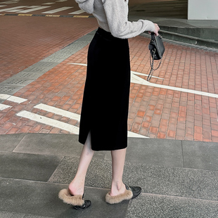 黑色丝绒半身裙女高腰开叉直筒一步裙复古显瘦小个子包臀裙秋冬款