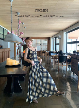 YOOMINI绿野仙踪2025夏季清新森系仙女裙v领吊带收腰连衣裙长裙女