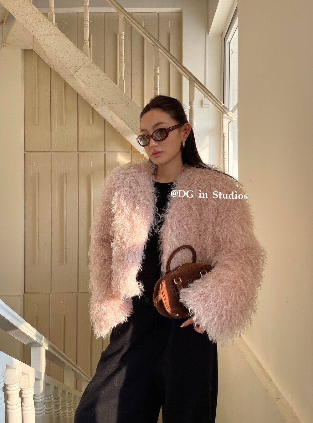 高级感毛毛设计感短款外套女