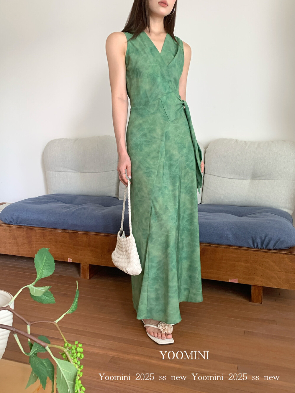 V领绑带晕染碎花无袖连衣裙长裙