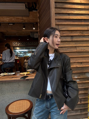 甜酷圆领机车显瘦拉链皮衣短外套