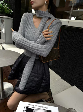 2024冬季BF.SUDDEN WEALTH韩系V领长袖保暖毛衣配围巾针织上衣女