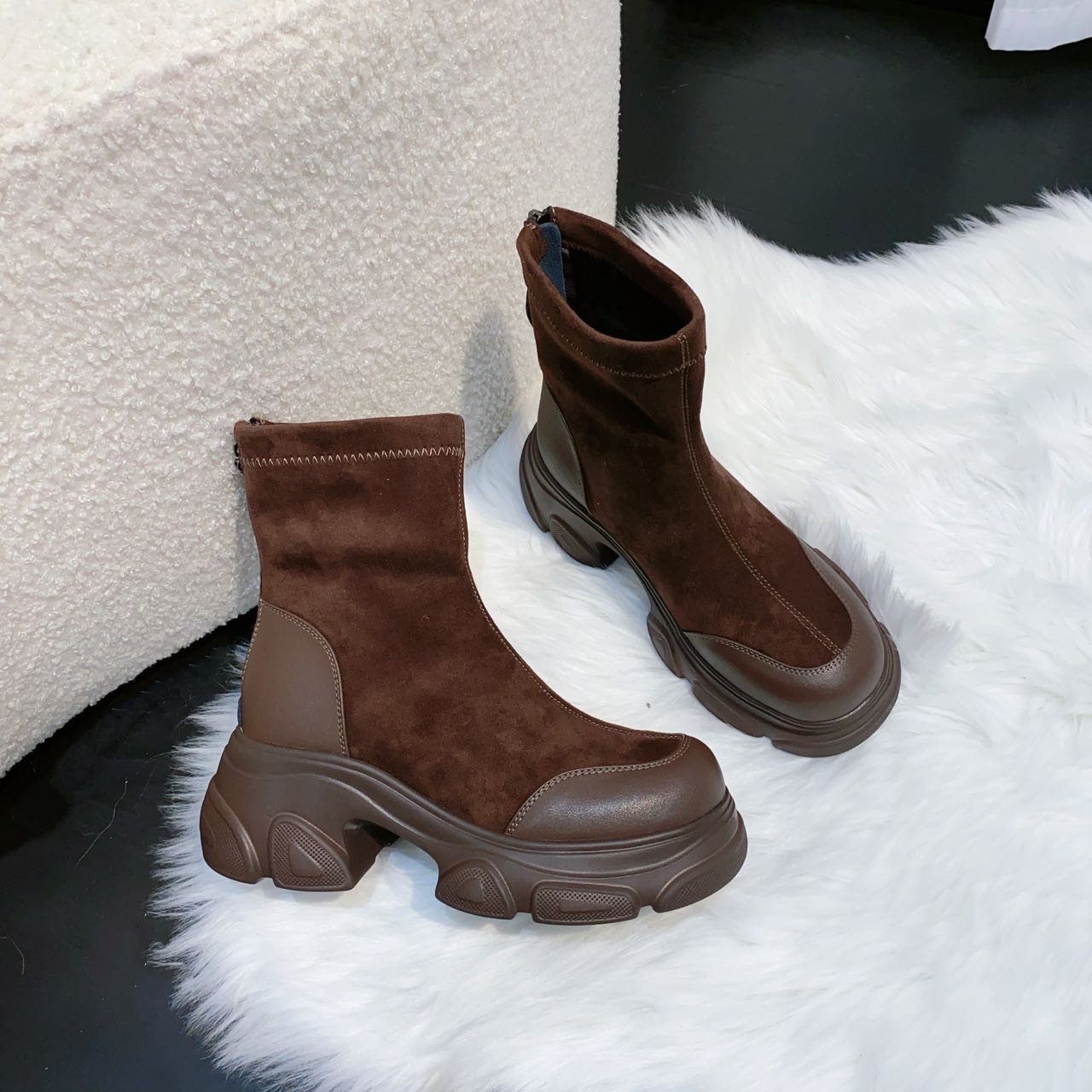 【悟空专享】女士厚底休闲瘦瘦靴AB23688