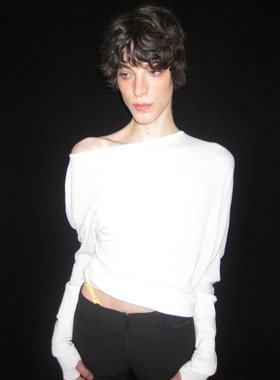 书卷知识美 古早富家女慵懒长袖一字露肩针织衫罩衫2025秋冬新款