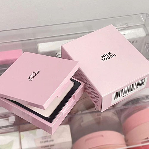 Milktouch无粉感轻薄妆面粉饼