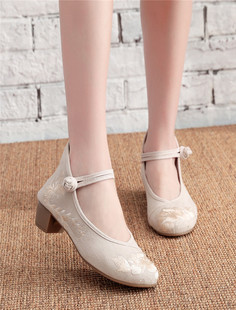 芍药汉服鞋子女配旗袍的鞋复古中国风老北京高跟绣花布鞋中跟茶鞋