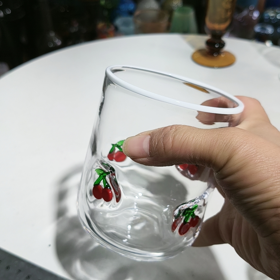 白边樱桃炸一个