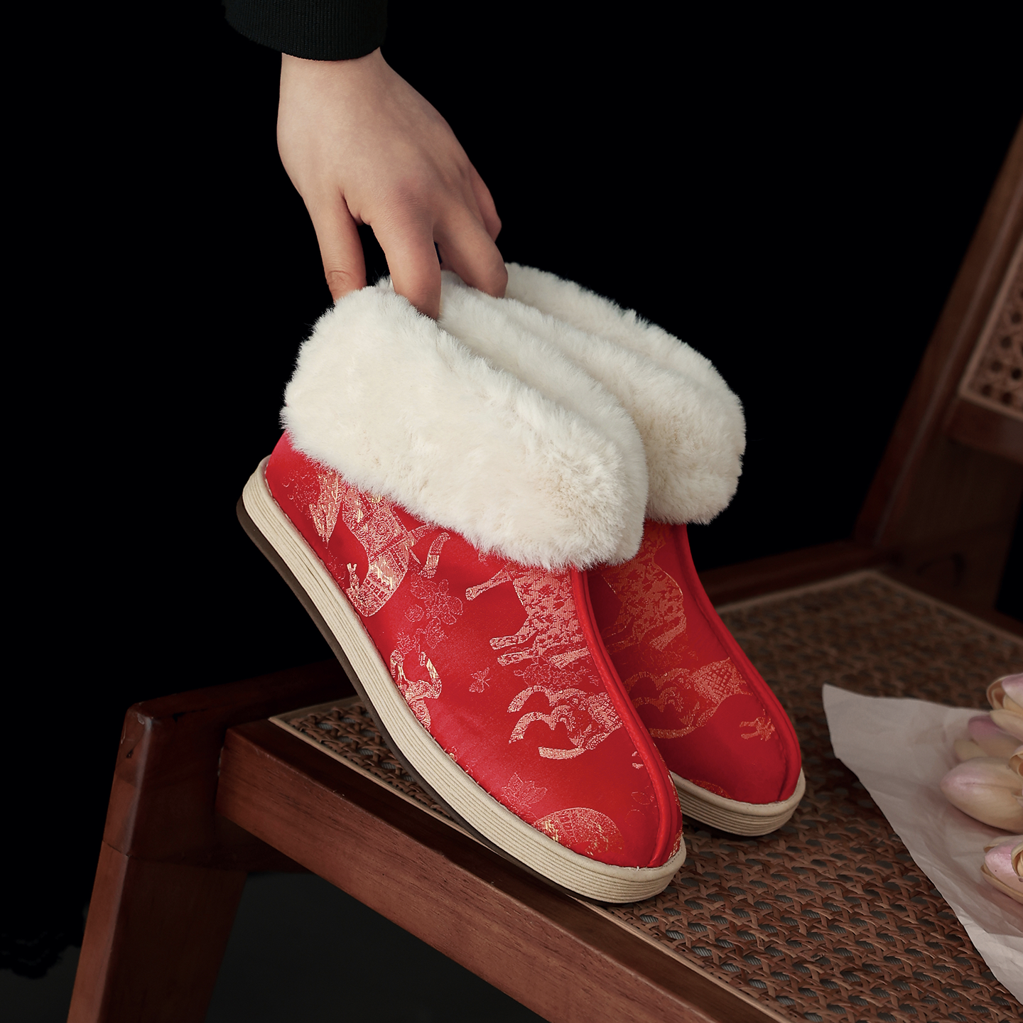 【禧跃】花笙缘新年款新中式非遗手工翻毛靴子保暖内增高鞋布靴子,女鞋,时装靴,淘宝优惠券,粉丝福利购,淘宝优惠卷