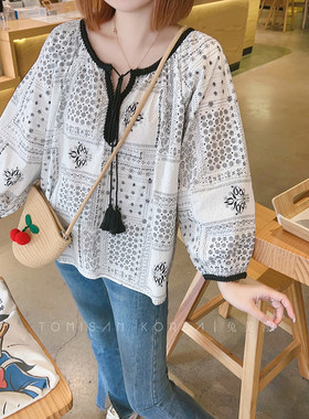 印花刺绣花边系带灯笼袖上衣