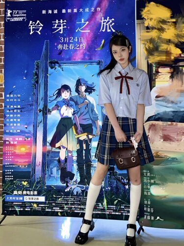 校供感百搭日系深蓝色百褶jk格裙